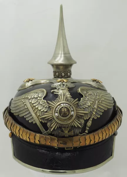 Prussian 2nd Garde Dragoon Officers Pickelhaube Visuel 1 principal